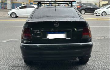 Volkswagen Polo 1.8 Mi Classic Special Sedan 8v - Foto #3