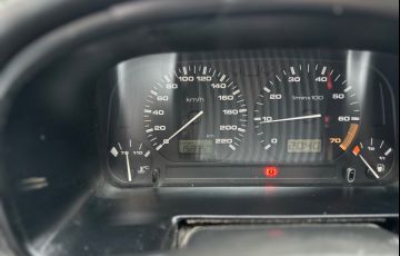 Volkswagen Polo 1.8 Mi Classic Special Sedan 8v - Foto #10