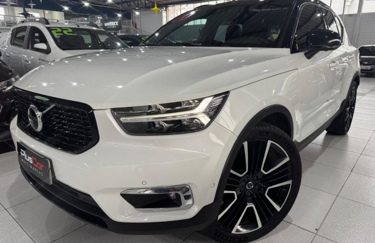 Volvo XC40 2.0 T5 R-Design AWD - Foto #1