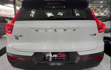 Volvo XC40 2.0 T5 R-Design AWD - Foto #6