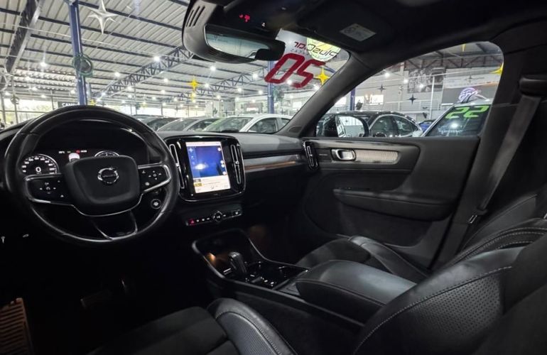 Volvo XC40 2.0 T5 R-Design AWD - Foto #7