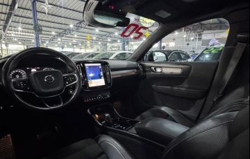 Volvo XC40 2.0 T5 R-Design AWD - Foto #7