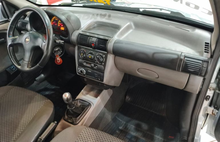 Chevrolet Classic 1.0 MPFi LS 8v - Foto #9