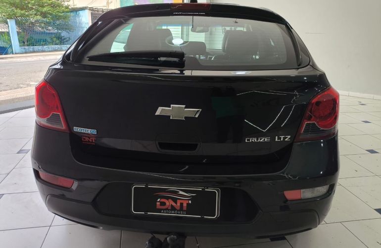Chevrolet Cruze 1.8 LTZ Sport6 16v - Foto #5