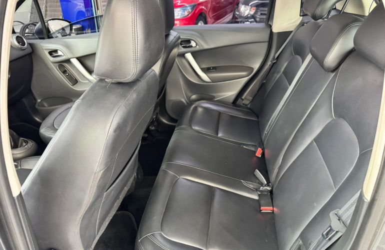 Citroën C3 Tendance 1.5 8V (Flex) - Foto #2