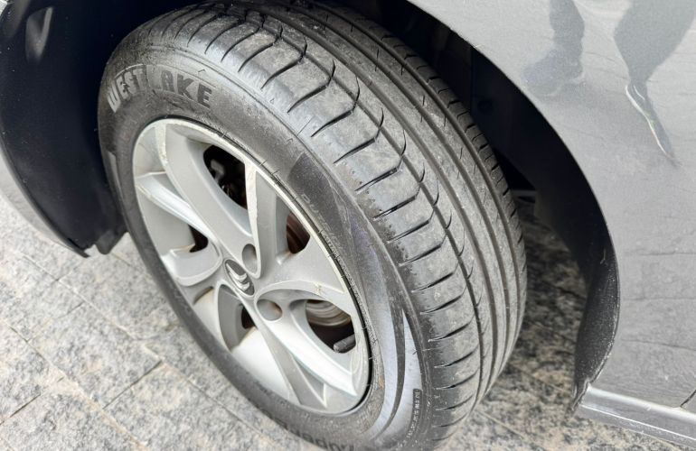 Citroën C3 Tendance 1.5 8V (Flex) - Foto #8