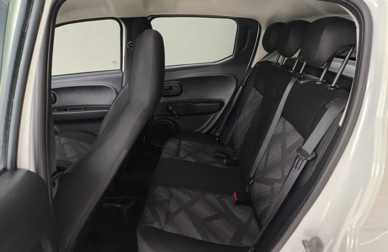 Fiat Mobi 1.0 8V Evo Like - Foto #8