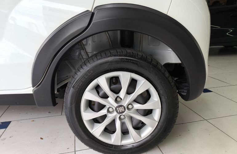 Fiat Mobi 1.0 8V Evo Like - Foto #9