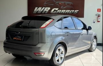 Ford Focus 1.6 SE 16v - Foto #4