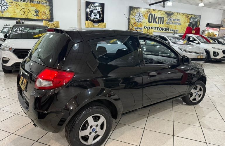 Ford Ka 1.0 MPi 8v - Foto #4