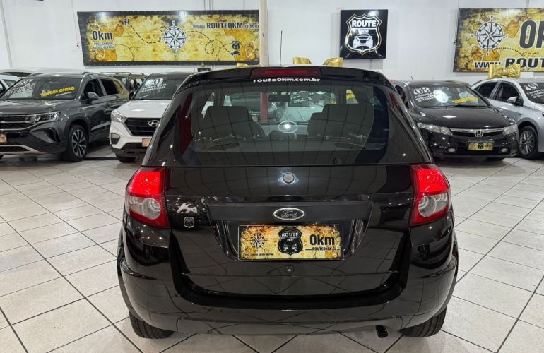 Ford Ka 1.0 MPi 8v - Foto #5