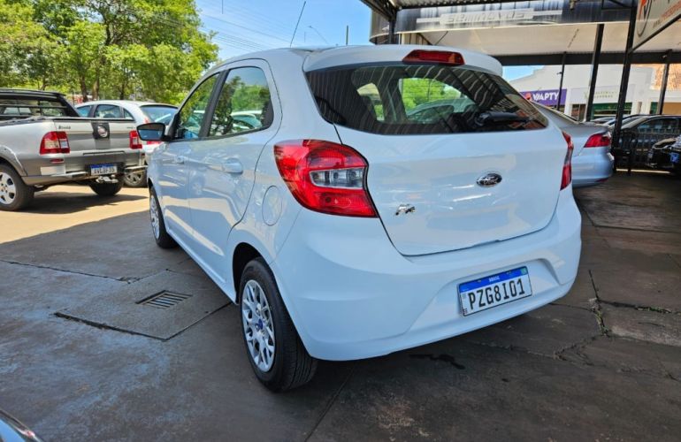 Ford Ka 1.0 SE (Flex) - Foto #4