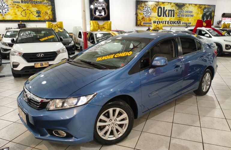 Honda Civic 1.8 LXS 16v - Foto #3