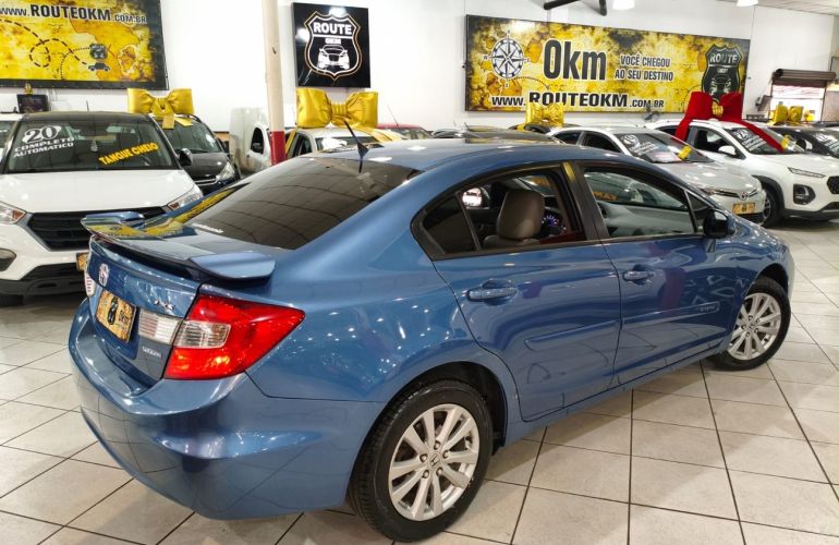 Honda Civic 1.8 LXS 16v - Foto #4