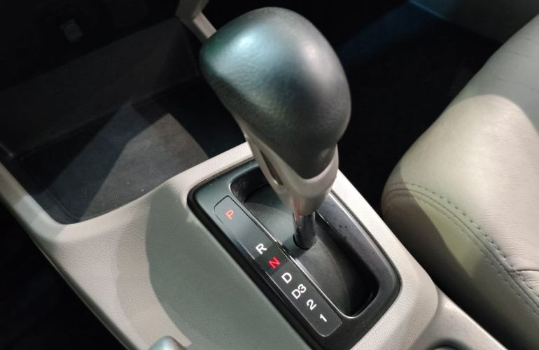 Honda Civic 1.8 LXS 16v - Foto #9