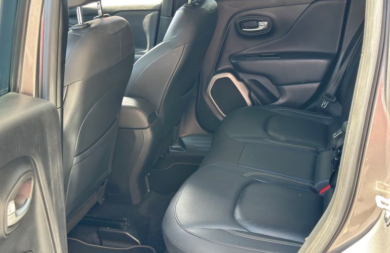 Jeep Renegade 1.8 16V Limited - Foto #5