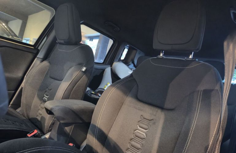 Jeep Renegade 1.3 T270 Turbo Sport Altitude - Foto #4