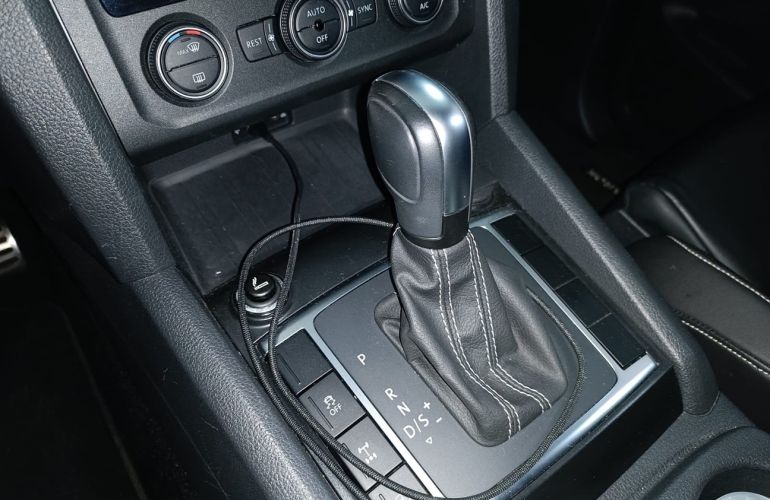 Volkswagen Amarok 3.0 V6 TDi Highline Extreme CD 4motion - Foto #9