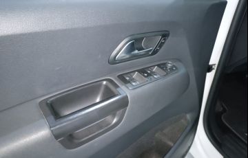 Volkswagen Amarok 3.0 V6 TDi Highline Extreme CD 4motion - Foto #10