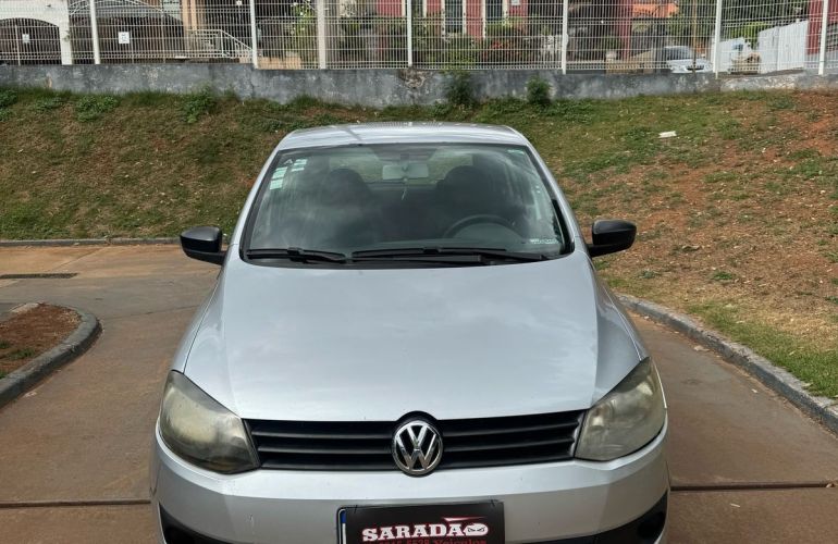 Volkswagen Fox 1.0 Mi 8v - Foto #1