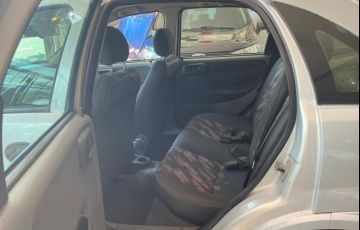Chevrolet Corsa 1.0 MPFi Sedan 8v - Foto #8