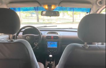 Chevrolet Corsa 1.0 MPFi Sedan 8v - Foto #9