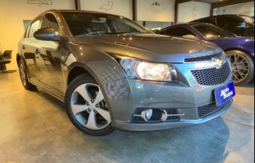 Chevrolet Cruze 1.8 LT 16v - Foto #2
