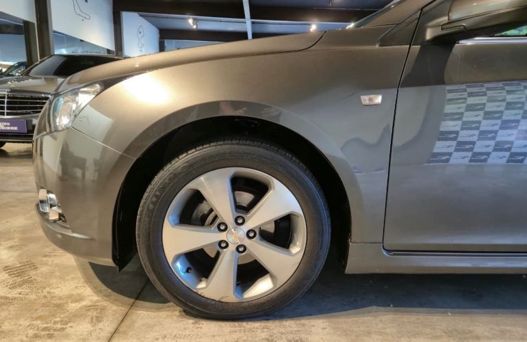 Chevrolet Cruze 1.8 LT 16v - Foto #5