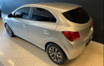 Chevrolet Joy 1.0 8V Hatch Black Edition Flex Manual - Foto #3