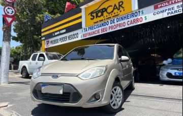 Ford Fiesta 1.6 MPi Class Hatch 8v
