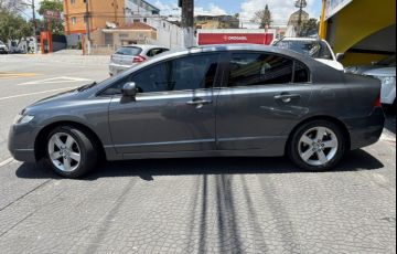 Honda Civic 1.8 LXS 16v - Foto #4