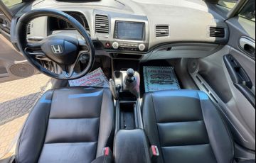 Honda Civic 1.8 LXS 16v - Foto #7