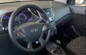 Hyundai HB20 1.6 Comfort Style (Aut) - Foto #3