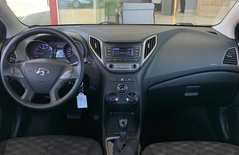 Hyundai HB20 1.6 Comfort Style (Aut) - Foto #5