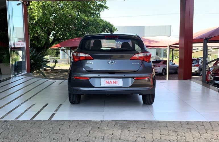 Hyundai HB20 1.6 Comfort Style (Aut) - Foto #6