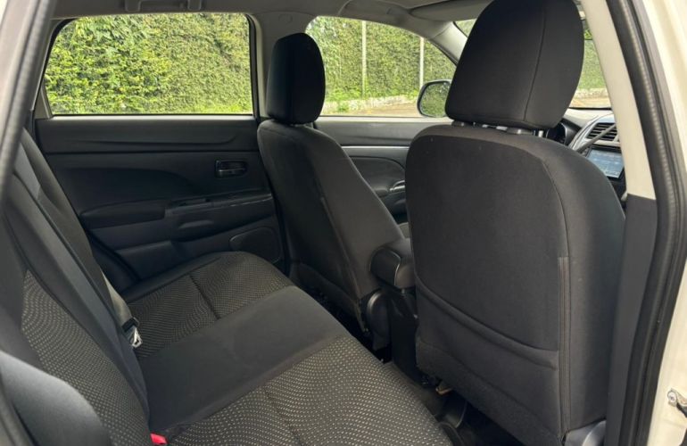 Mitsubishi Asx 2.0 4x2 16V Gasolina 4p Automático - Foto #8