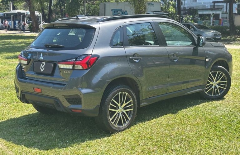 Mitsubishi Outlander 2.0 Mivec Flex Sport GLS Automático - Foto #3