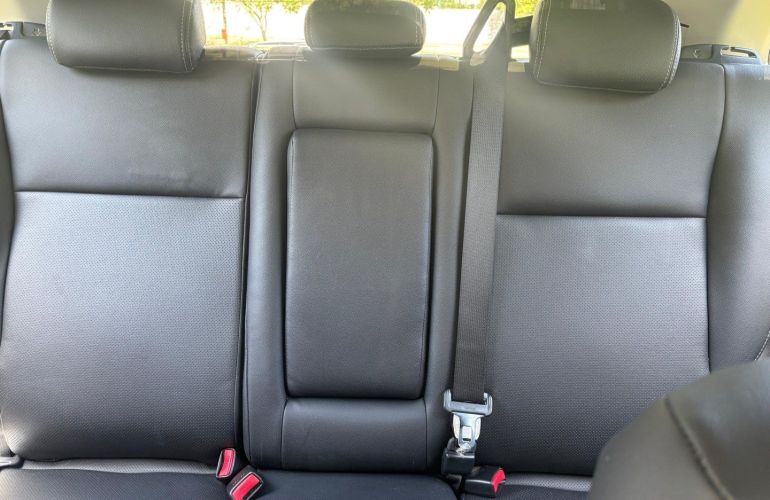 Mitsubishi Outlander 2.0 Mivec Flex Sport GLS Automático - Foto #10