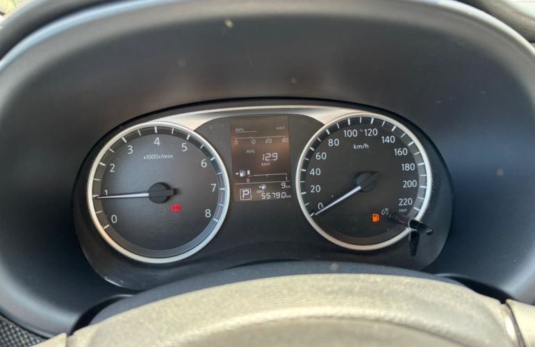 Nissan Kicks 1.6 16V Flexstart Sense Xtronic - Foto #8