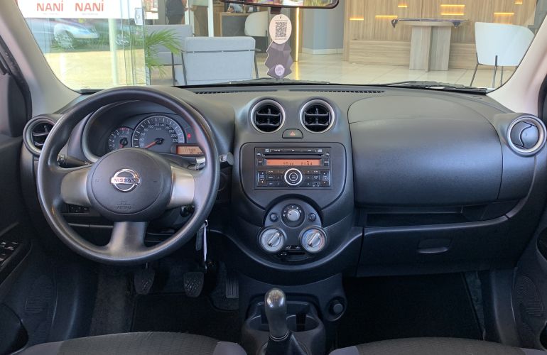 Nissan March 1.6 16V SV (Flex) - Foto #5