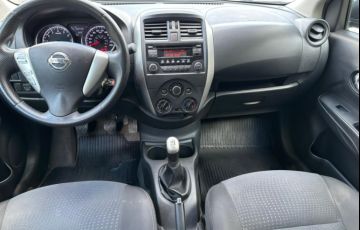 Nissan Versa 1.6 16V Flex SL 4p Manual - Foto #3