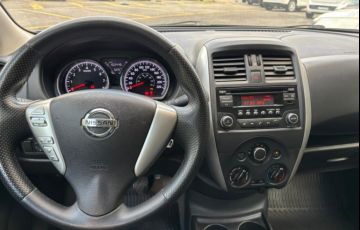 Nissan Versa 1.6 16V Flex SL 4p Manual - Foto #5