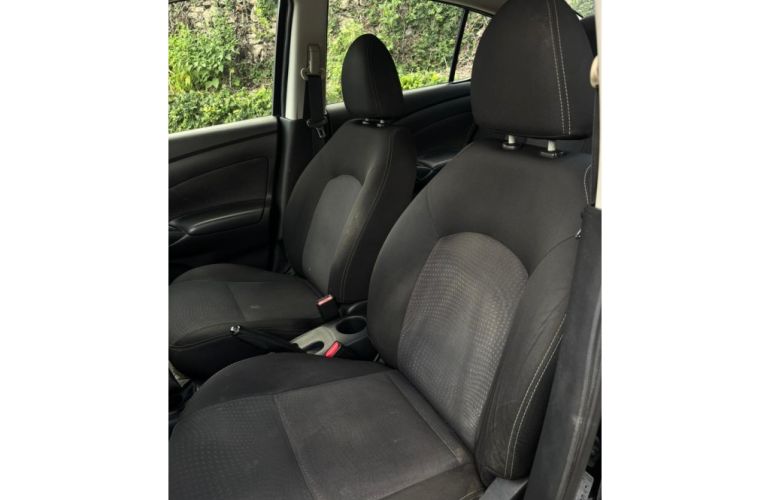 Nissan Versa 1.6 16V Flex SL 4p Manual - Foto #7
