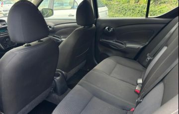 Nissan Versa 1.6 16V Flex SL 4p Manual - Foto #8