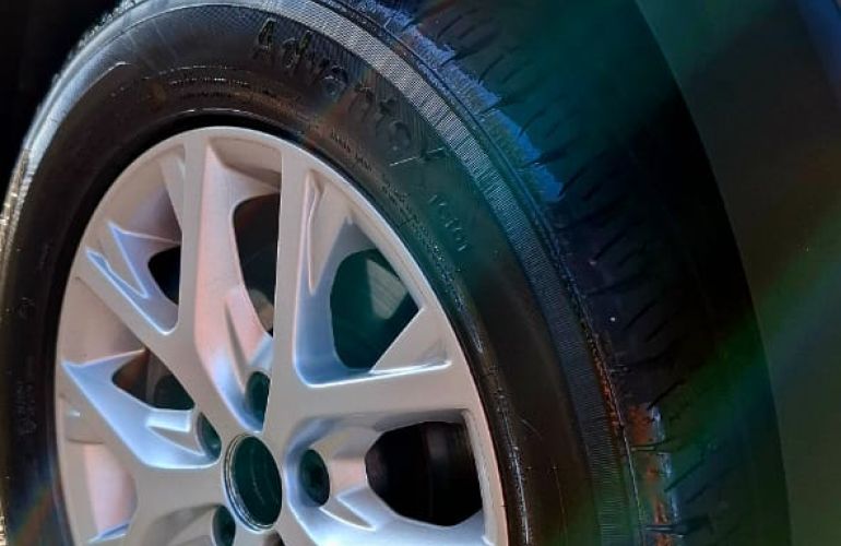 Volkswagen CrossFox I-Motion 1.6 VHT (Flex) - Foto #3