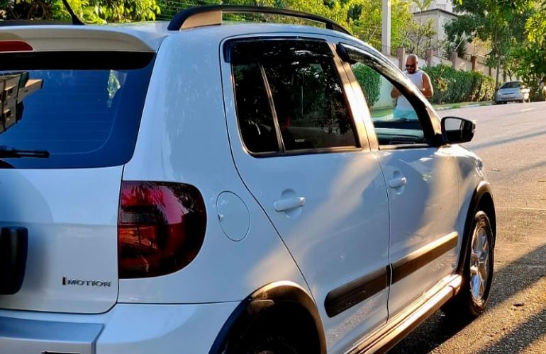 Volkswagen CrossFox I-Motion 1.6 VHT (Flex) - Foto #7
