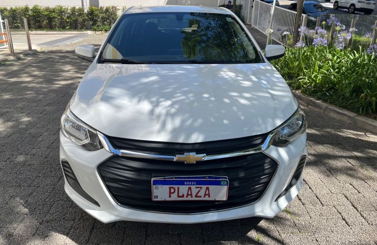 Chevrolet Onix 1.0 LT - Foto #2
