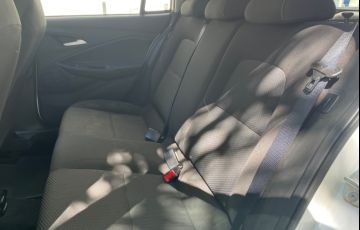 Chevrolet Onix 1.0 LT - Foto #10