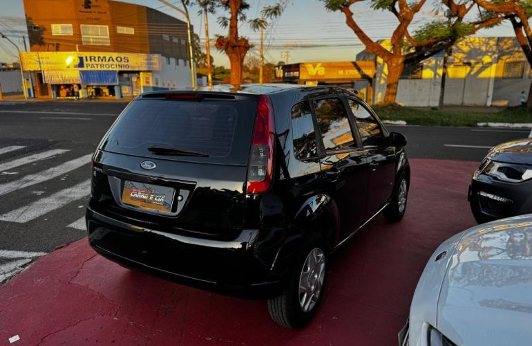 Ford Fiesta 1.5 S Hatch 16v - Foto #6