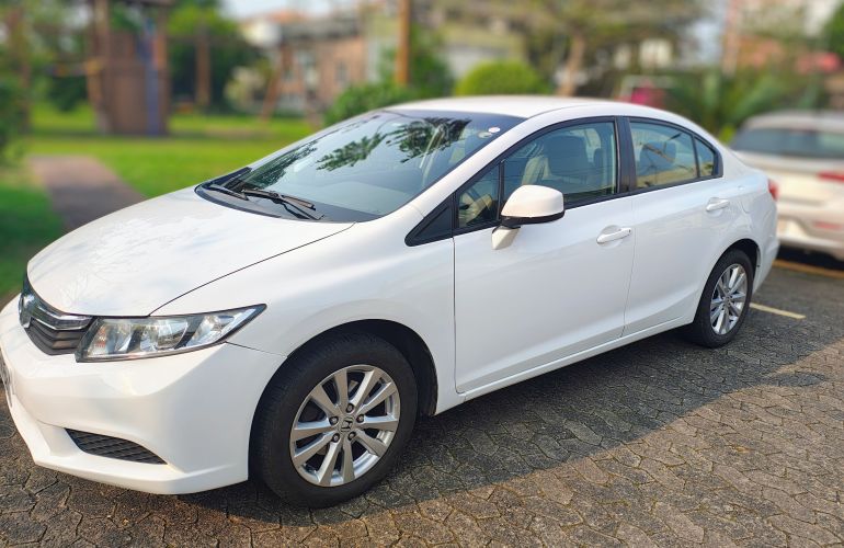 Honda New Civic LXS 1.8 16V i-VTEC (Aut) (Flex) - Foto #4